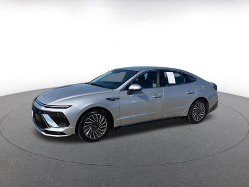 2025 Hyundai SONATA Hybrid SE