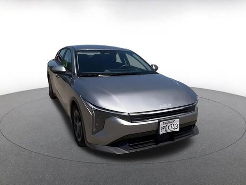Steel Gray 2025 Kia K4 LXS