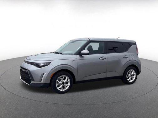 Steel Gray 2025 Kia Soul LX