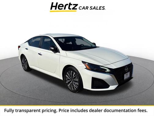 Glacier White 2025 Nissan Altima SV FWD