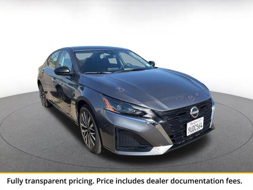 Gun Metallic 2025 Nissan Altima SV FWD