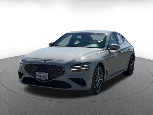 2025 Genesis G70 2.5T RWD