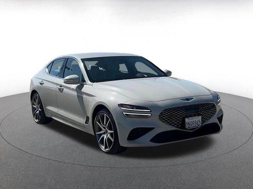 2025 Genesis G70 2.5T RWD
