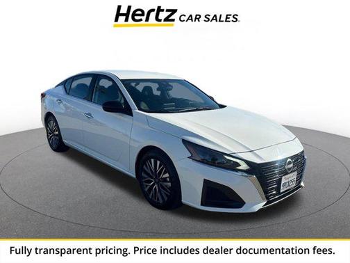 Glacier White 2025 Nissan Altima SV FWD
