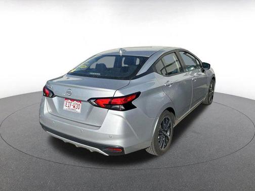 Brilliant Silver Metallic 2025 Nissan Versa 1.6 SV