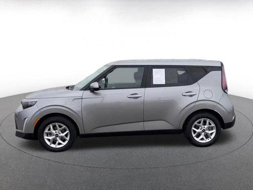 Steel Gray 2025 Kia Soul LX