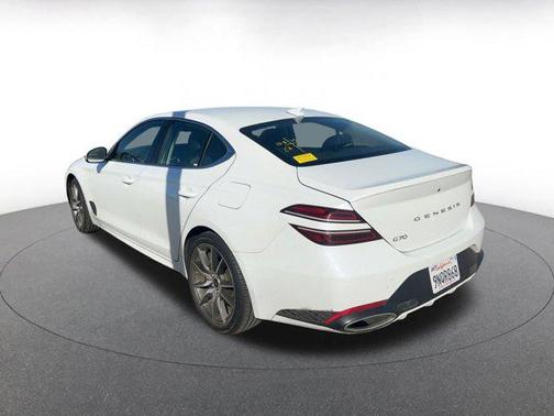 2025 Genesis G70 2.5T RWD