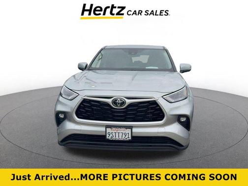 2025 Toyota Highlander LE