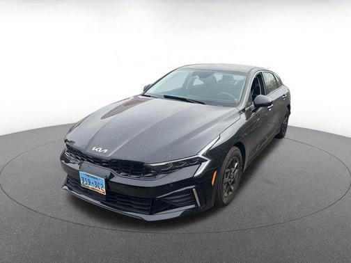 Aurora Black Pearl 2025 Kia K5 LXS
