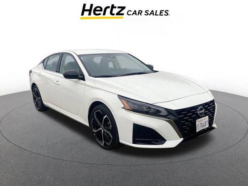 2025 Nissan Altima SR FWD