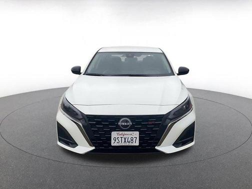 2025 Nissan Altima SR FWD