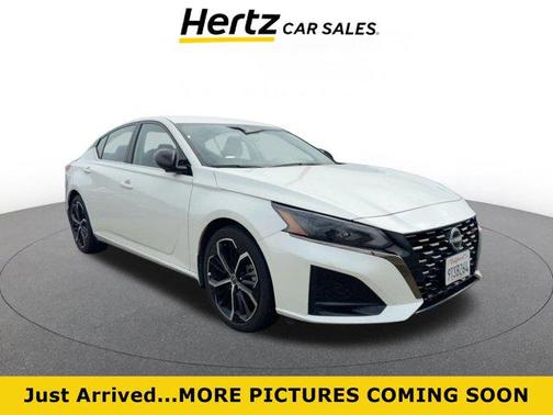 2025 Nissan Altima SR FWD