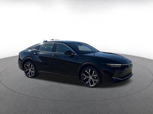 2025 Toyota Crown XLE
