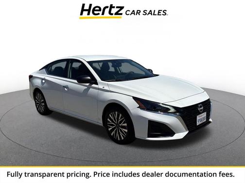 Glacier White 2025 Nissan Altima SV FWD