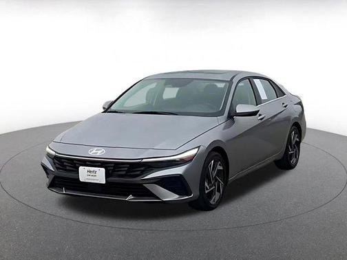 2025 Hyundai ELANTRA SEL