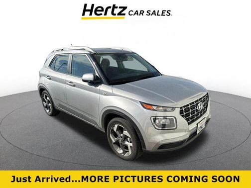 Shimmering Silver 2025 Hyundai VENUE SEL