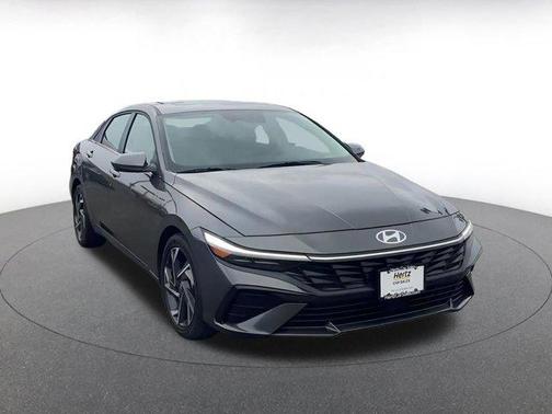 2025 Hyundai ELANTRA SEL