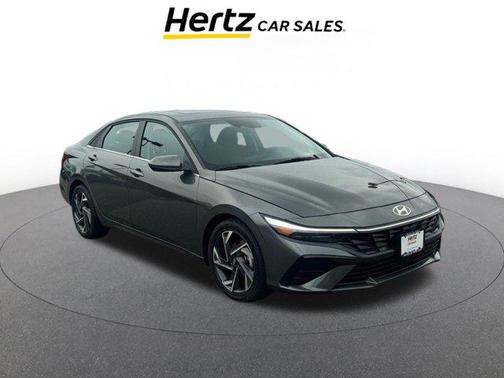 2025 Hyundai ELANTRA SEL