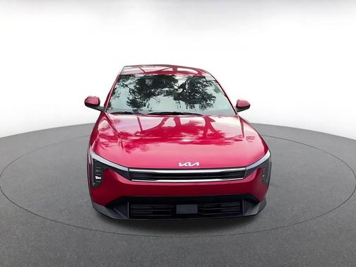 Currant Red 2025 Kia K4 LXS