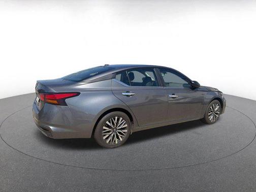 Gun Metallic 2025 Nissan Altima SV FWD