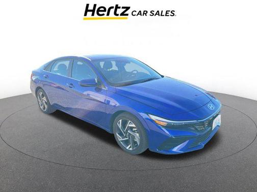 2025 Hyundai ELANTRA SEL