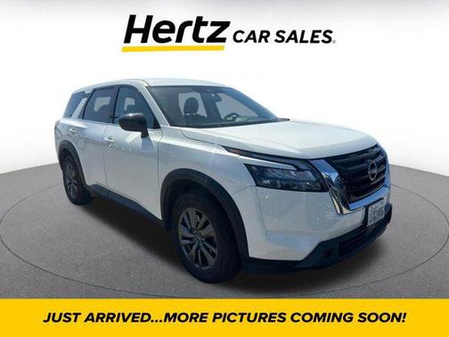 2023 Nissan Pathfinder S 4WD