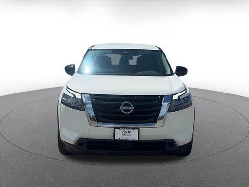 2023 Nissan Pathfinder S 4WD