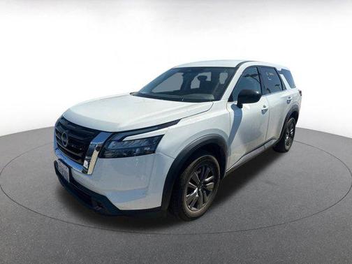 2023 Nissan Pathfinder S 4WD