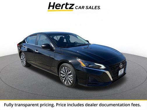 Super Black 2025 Nissan Altima SV FWD