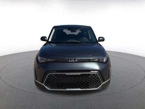 Gravity Gray 2025 Kia Soul LX