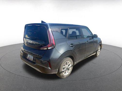 Gravity Gray 2025 Kia Soul LX