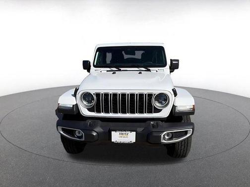 Bright White Clearcoat 2025 Jeep Wrangler 4-Door Sahara 4x4