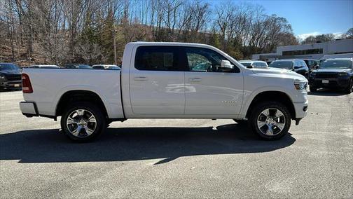 2022 RAM 1500 Laramie Crew Cab 4x4 57' Box