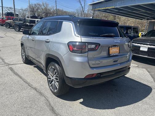 Billet Silver Metallic Clearcoat 2022 Jeep Compass Limited