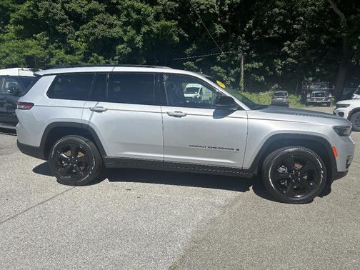 Silver Zynith 2023 Jeep Grand Cherokee L Limited
