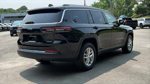 2021 Jeep Grand Cherokee L Laredo 4x4