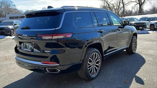 2022 Jeep Grand Cherokee L Summit Reserve 4x4