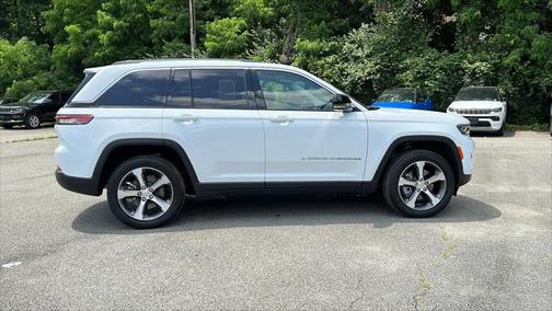 2023 Jeep Grand Cherokee 4xe 4DR 4WD