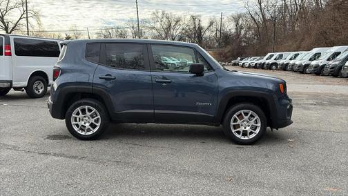 2023 Jeep Renegade Latitude
