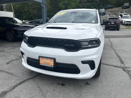 White Knuckle Clearcoat 2023 Dodge Durango GT