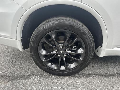 White Knuckle Clearcoat 2023 Dodge Durango GT
