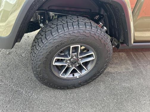 41 2026 Jeep Gladiator Mojave