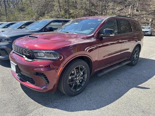 Octane Red Pearlcoat 2026 Dodge Durango GT HEMI V8