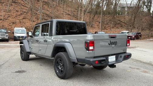 2021 Jeep Gladiator Sport