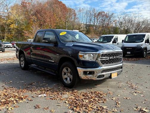 2022 RAM 1500 Big Horn Quad Cab 4x4 64' Box