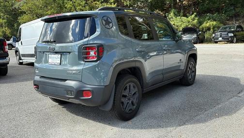 2017 Jeep Renegade Trailhawk