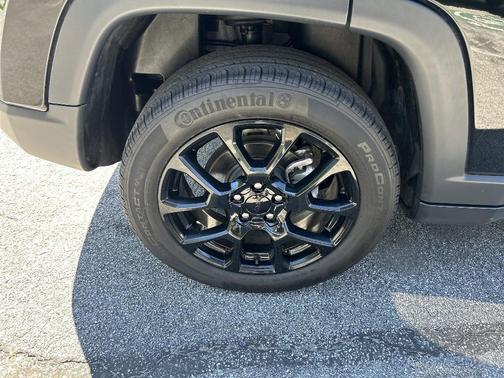 Diamond Black 2023 Jeep Compass Altitude