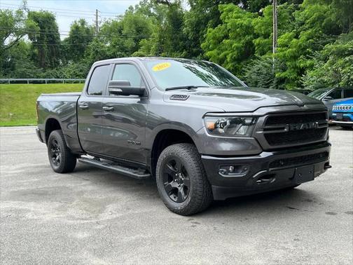 2022 RAM 1500 Big Horn Quad Cab 4x4 64' Box