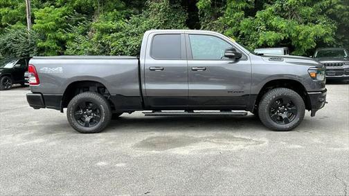 2022 RAM 1500 Big Horn Quad Cab 4x4 64' Box