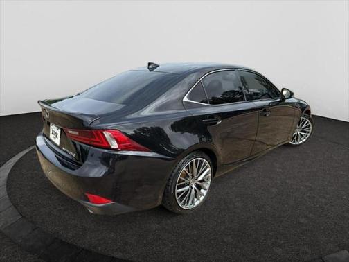 2015 Lexus IS 250 Crafted Line